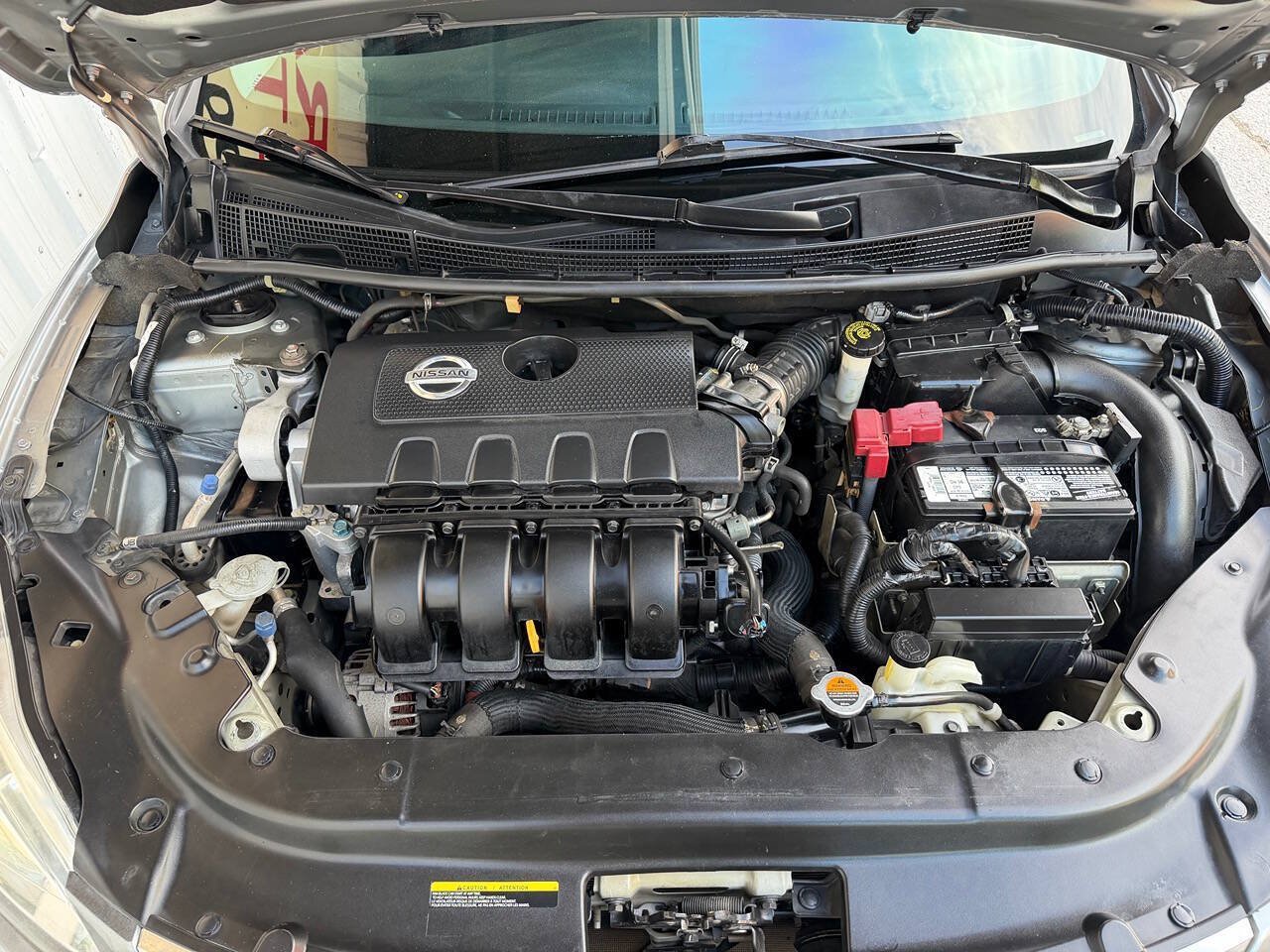 Used 2014 Nissan Sentra SR w/ SR Driver Package FWD image 28