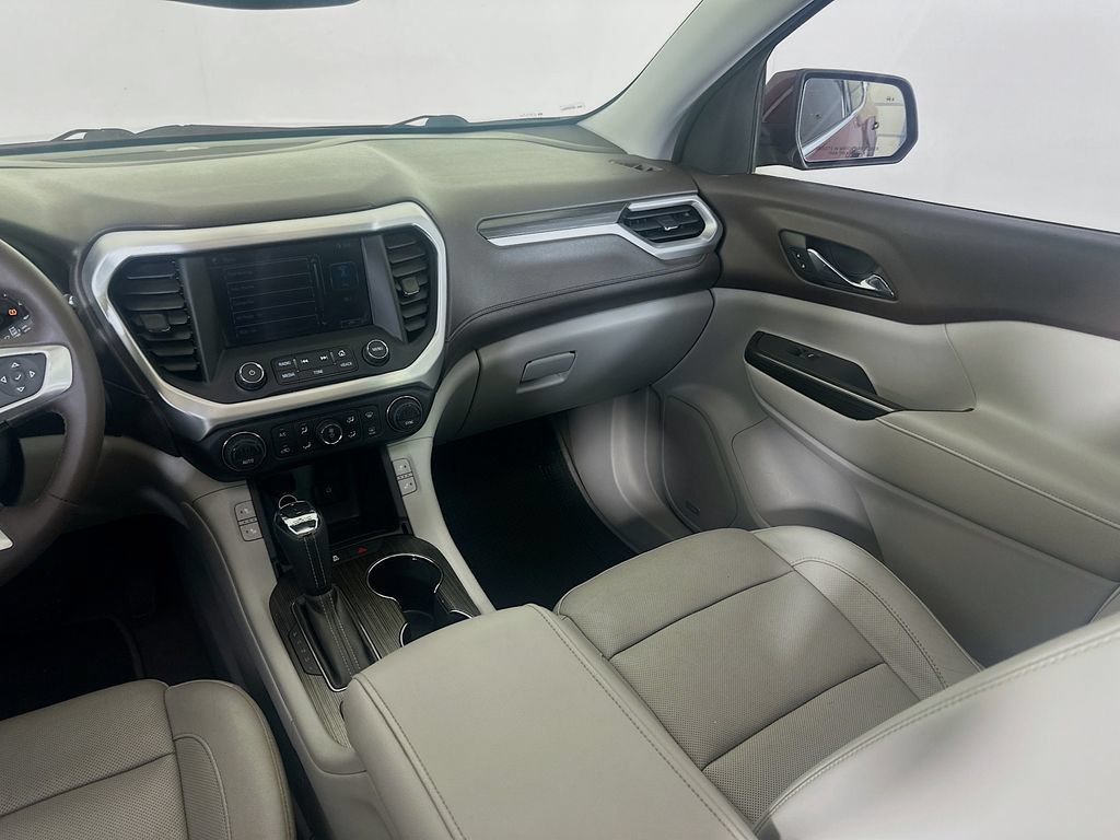 Used 2017 GMC Acadia SLT FWD image 23