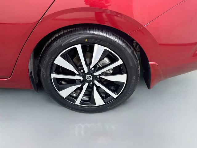 Used 2023 Nissan Sentra SV w/ SV Premium Package FWD image 30