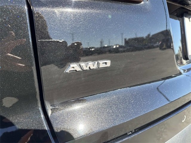 Certified 2022 Cadillac XT4 Premium Luxury w/ Enhanced Visibility Package image 4