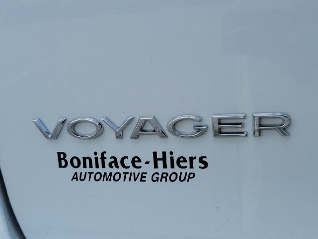 New 2026 Chrysler Voyager LX FWD image 6