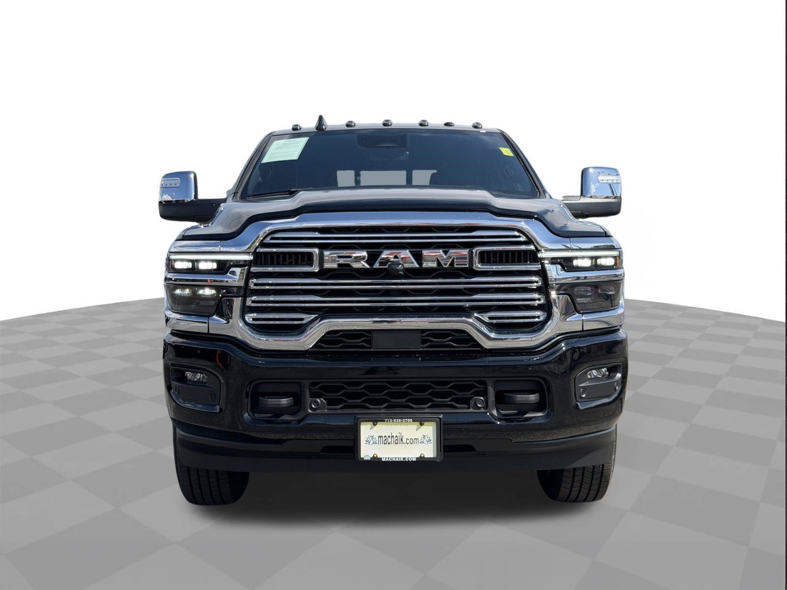 Used 2025 RAM 2500 Laramie AWD/4WD image 8