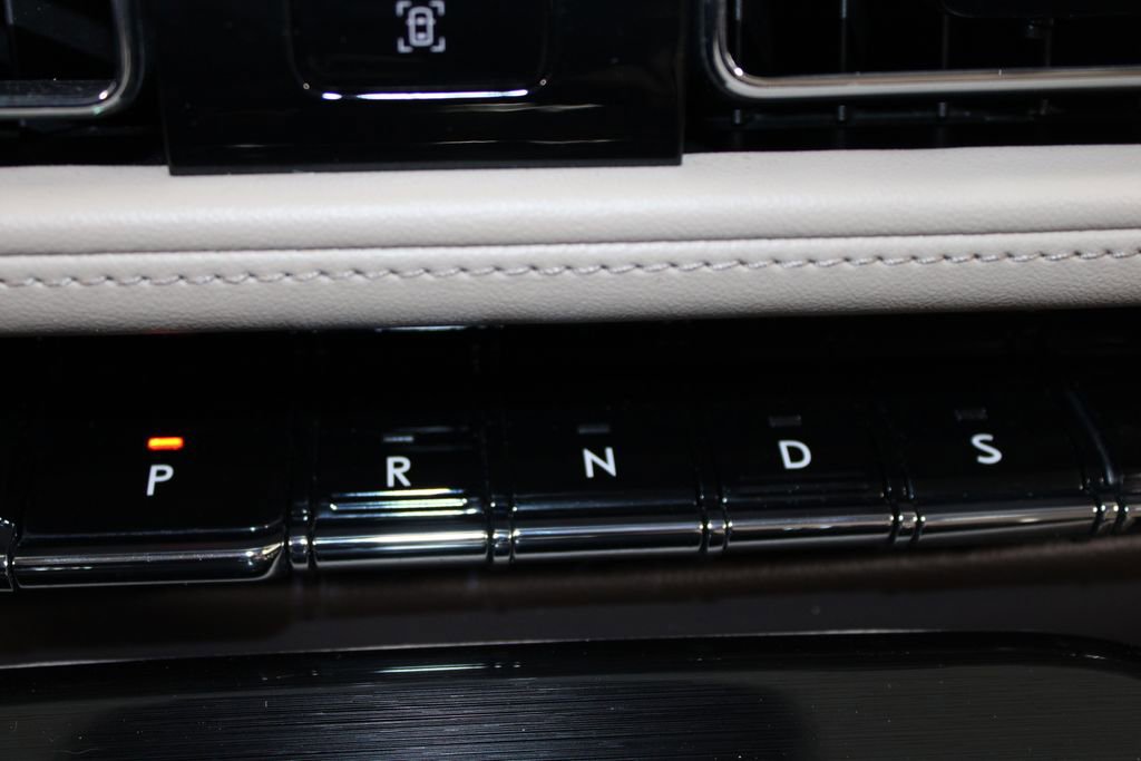 Used 2023 Lincoln Nautilus Reserve w/ Equipment Group 201A AWD/4WD image 50