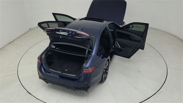 Used 2025 BMW i5 eDrive40i w/ M Sport Package image 84