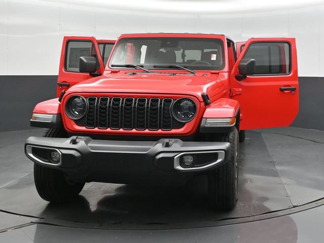 Used 2024 Jeep Gladiator Sport AWD/4WD image 44