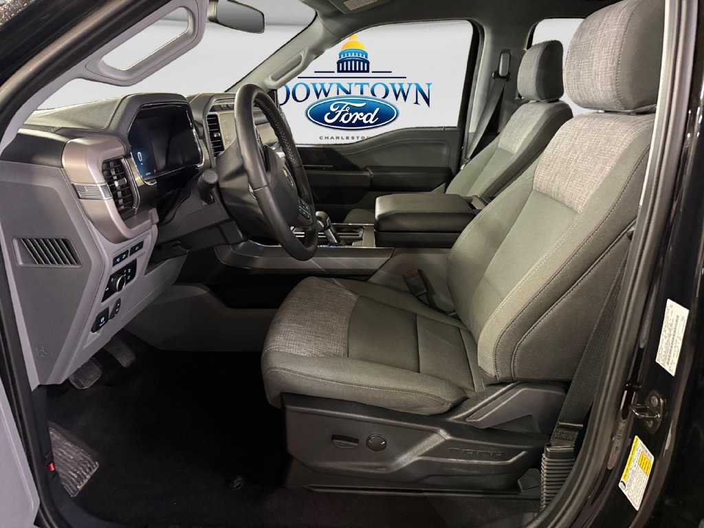 Used 2023 Ford F150 Lightning XLT AWD/4WD image 12