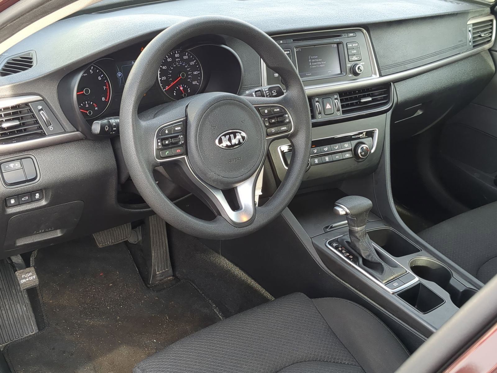 Used 2017 Kia Optima LX image 12