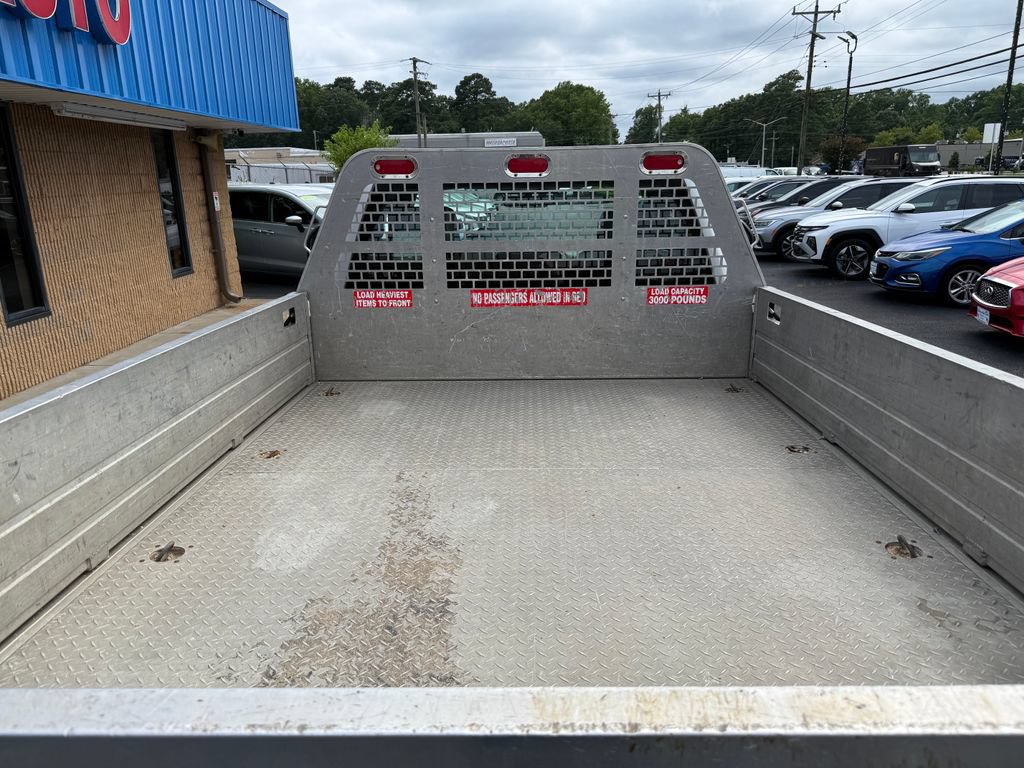 Used 2017 Ford F250 XL RWD image 3