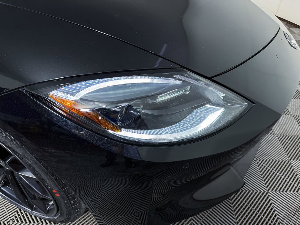 Certified 2024 Nissan Z Performance w/ Floor Mat Package image 42