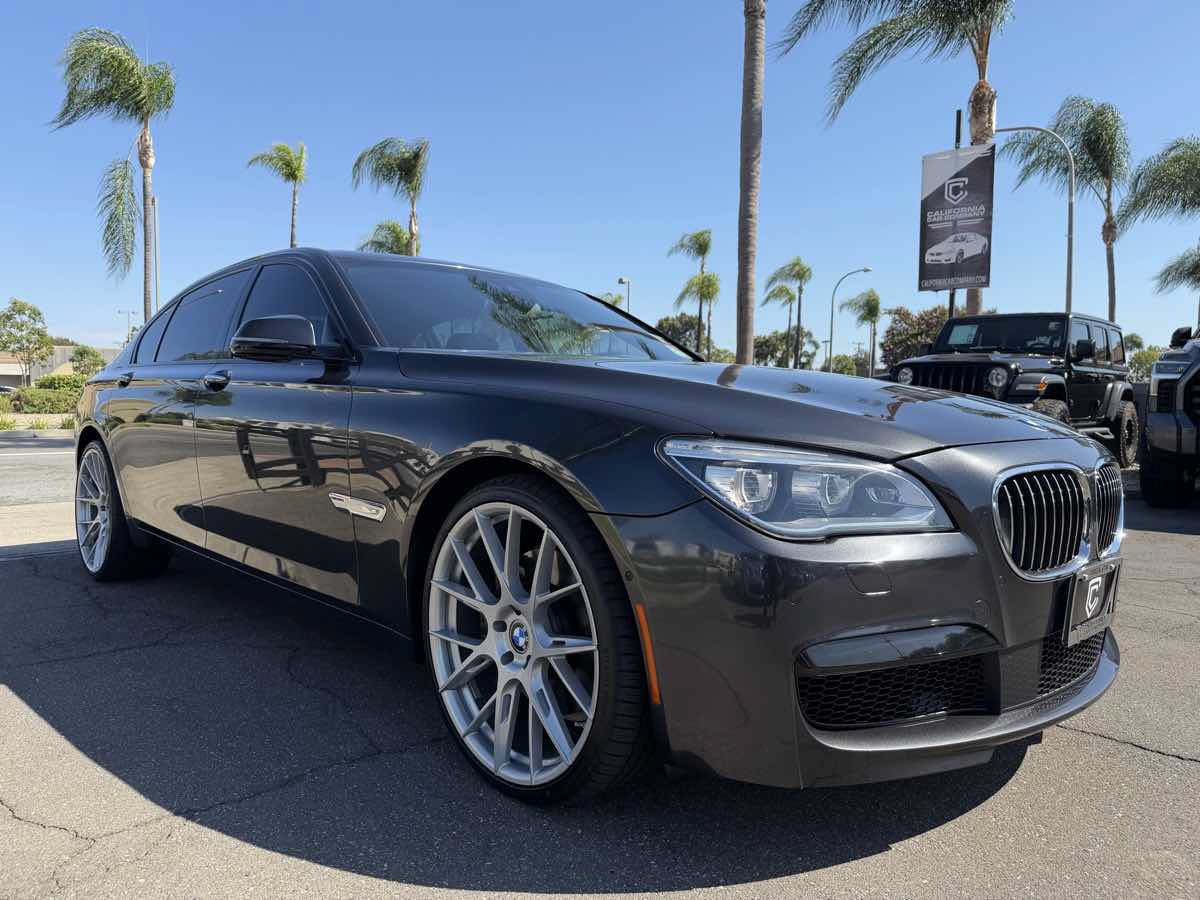 Used 2015 BMW 750Li RWD image 9