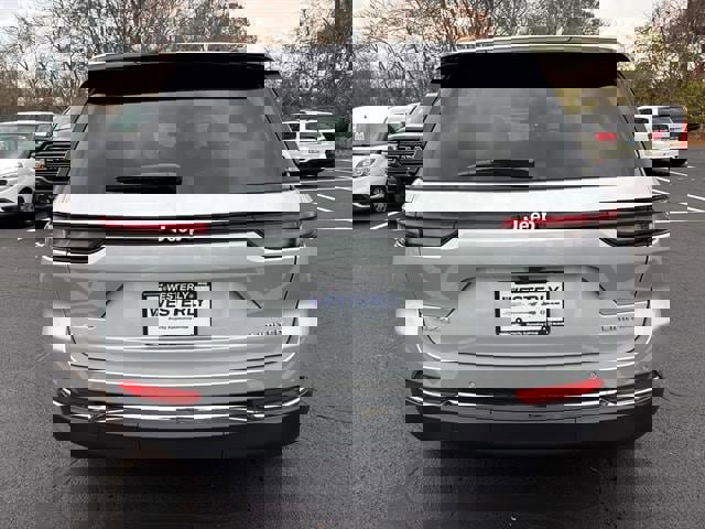 New 2025 Jeep Grand Cherokee Limited w/ Trailer Tow Package image 3