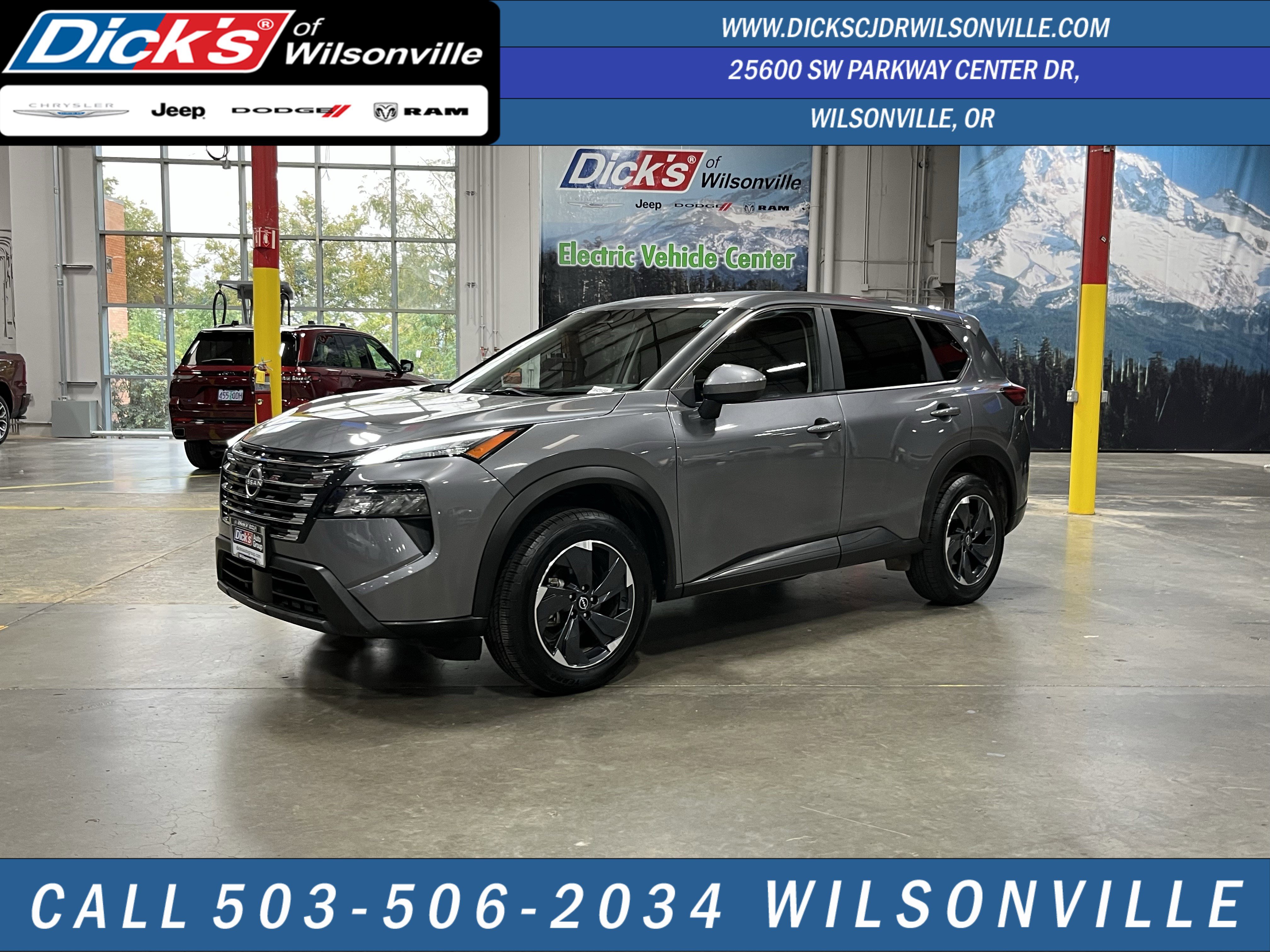 Used 2024 Nissan Rogue SV