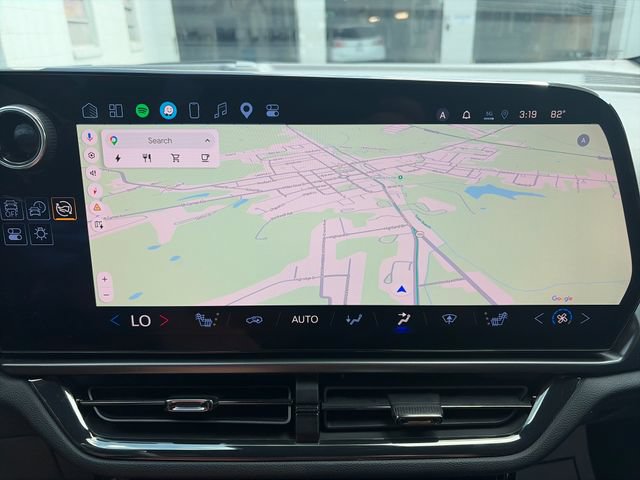 Used 2024 Chevrolet Equinox EV RS FWD image 19