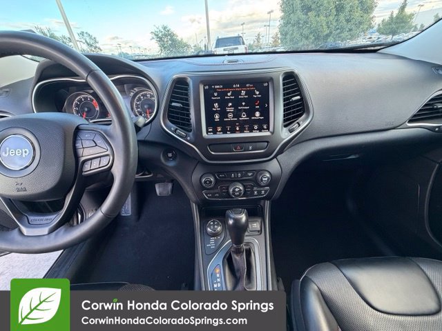 Used 2022 Jeep Cherokee Trailhawk w/ Sound & Nav Group AWD/4WD image 26