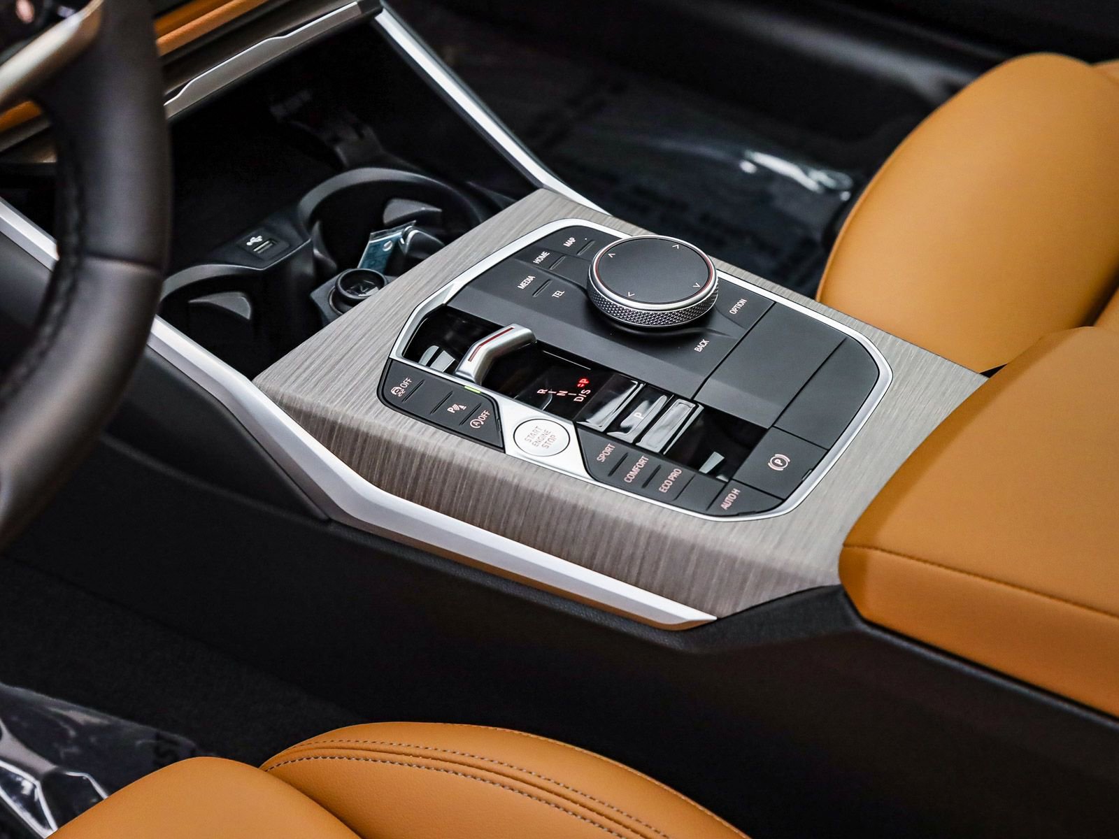 Used 2025 BMW 330i Sedan w/ Convenience Package image 25