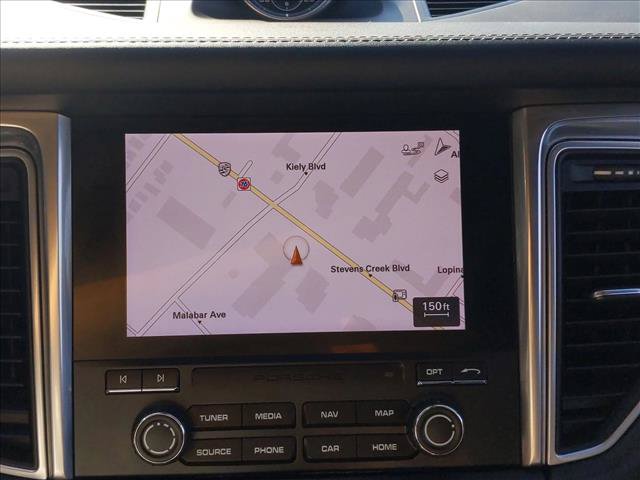 Used 2018 Porsche Macan Turbo AWD/4WD image 15