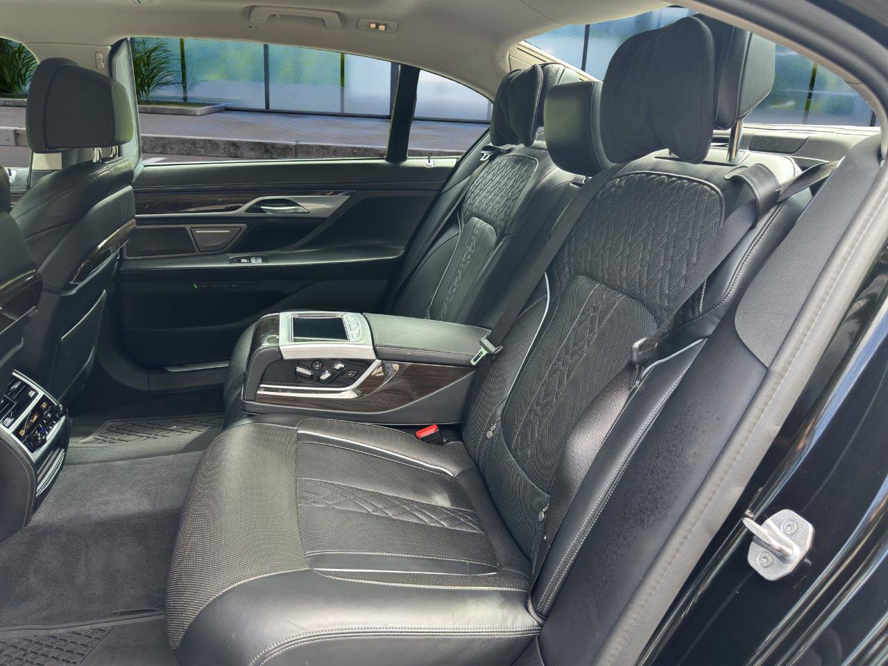 Used 2021 BMW 740i xDrive 740i xDrive Sedan w/ Luxury Rear Seating Package image 13