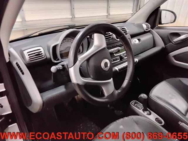 Used 2009 smart fortwo passion RWD image 11