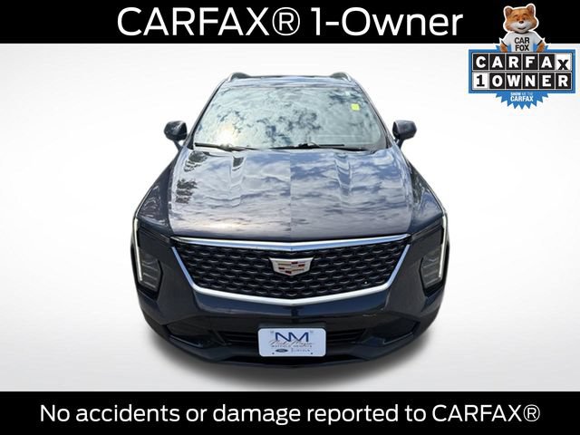 Used 2025 Cadillac XT4 Premium Luxury AWD/4WD image 2