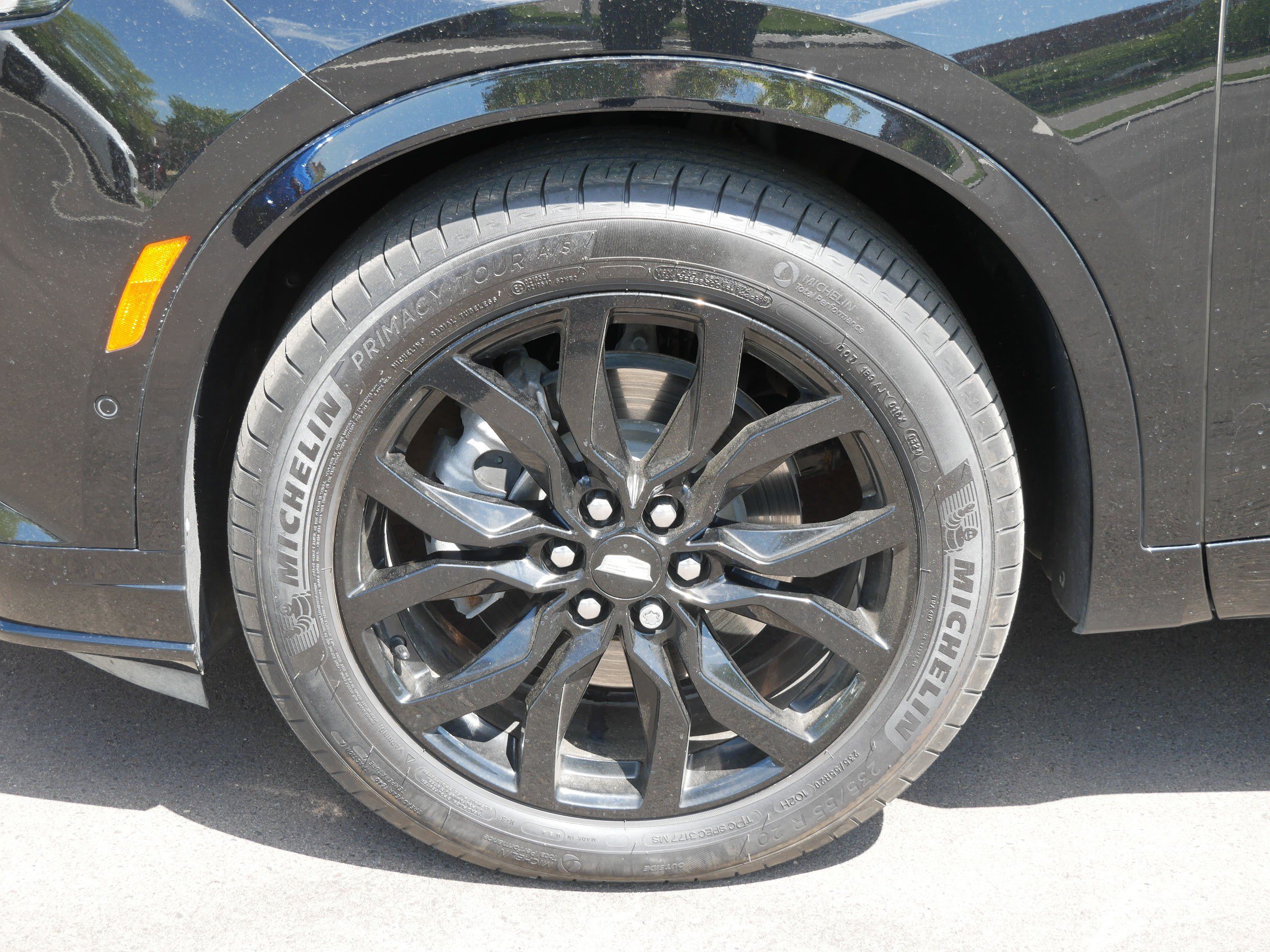 Certified 2024 Cadillac XT6 Premium Luxury w/ Platinum Package AWD/4WD image 3