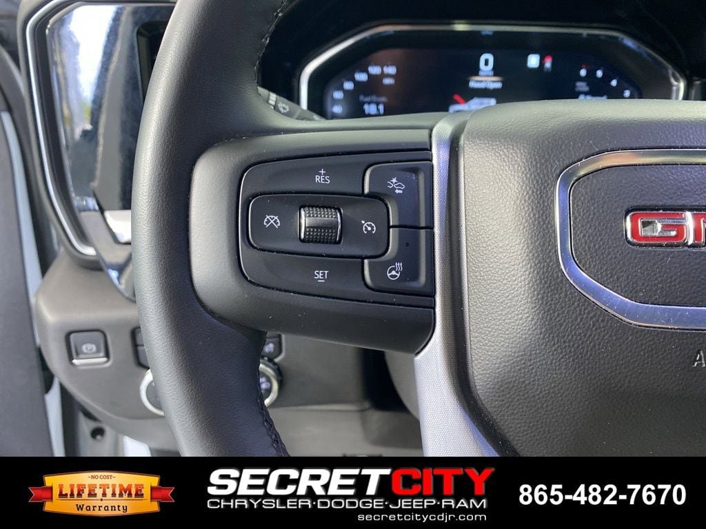 Used 2023 GMC Sierra 1500 Elevation AWD/4WD image 15