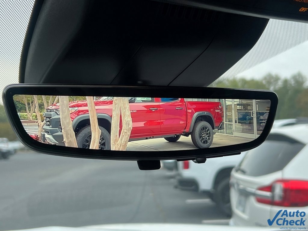 Used 2024 Chevrolet Tahoe High Country w/ Premium Package image 8