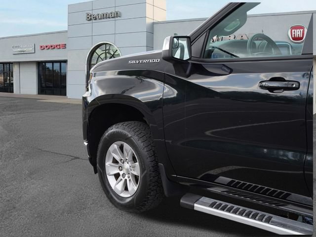 Used 2020 Chevrolet Silverado 1500 LT AWD/4WD image 30