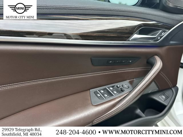 Used 2018 BMW M550i xDrive w/ Driving Assistance Package AWD/4WD image 18
