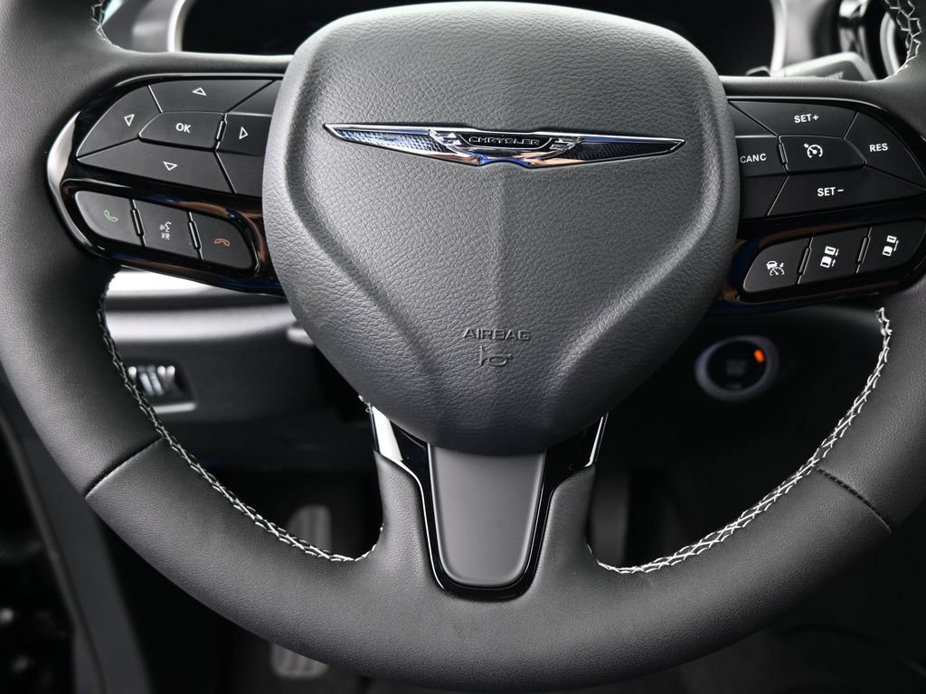 New 2026 Chrysler Pacifica Select w/ S Appearance Package FWD image 26