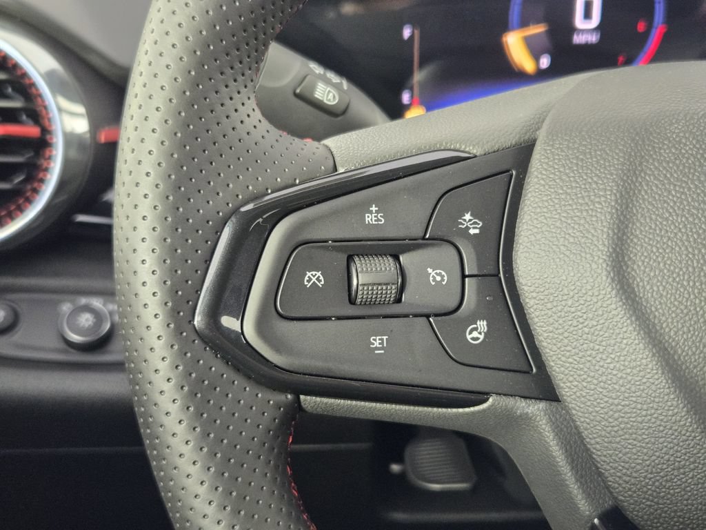 New 2026 Chevrolet Trax RS w/ Driver Confidence Package FWD image 31