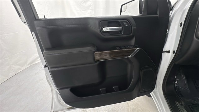 Used 2019 Chevrolet Silverado 1500 LT image 17