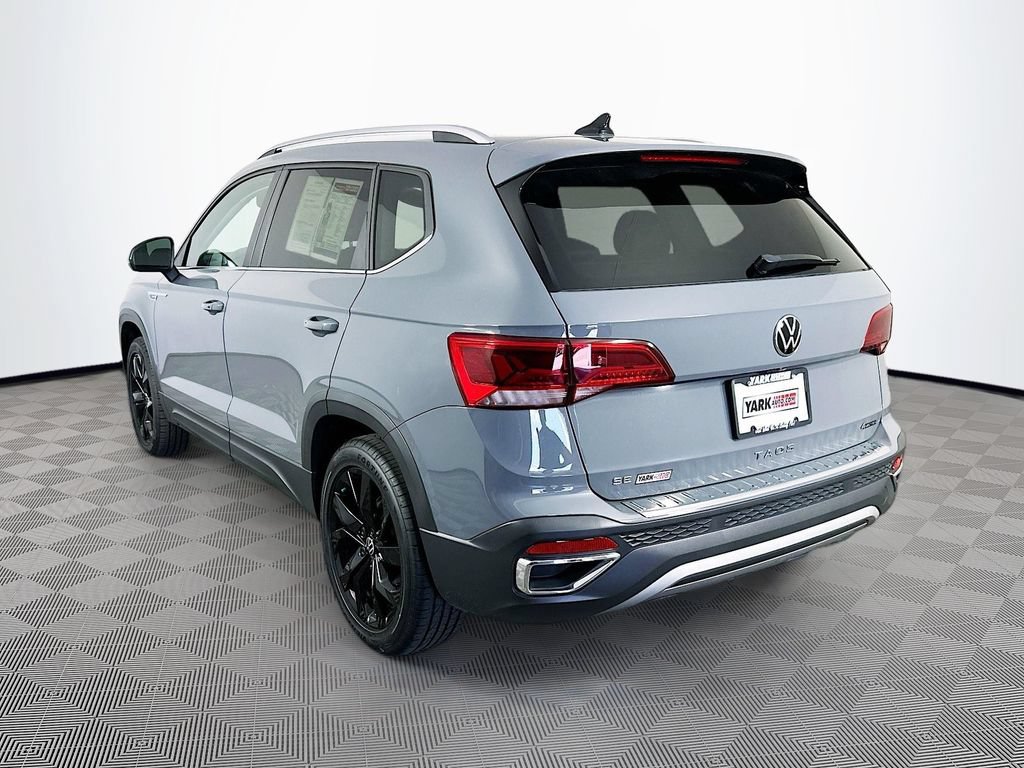 Used 2023 Volkswagen Taos SE w/ Black Wheel Package AWD/4WD image 9