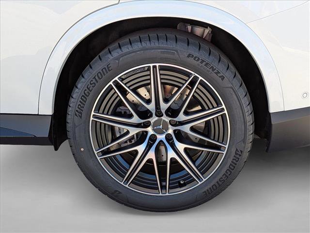 New 2026 Mercedes-Benz GLC 43 AMG 4MATIC image 9