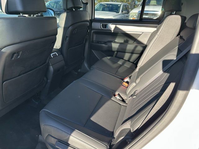 Used 2024 Hyundai Santa Fe XRT image 16