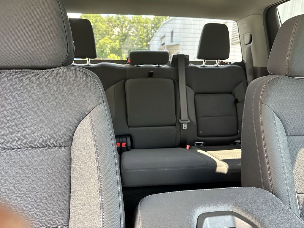 Used 2023 GMC Sierra 1500 Elevation image 32