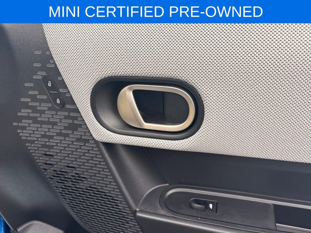 Certified 2025 MINI Cooper S FWD image 41