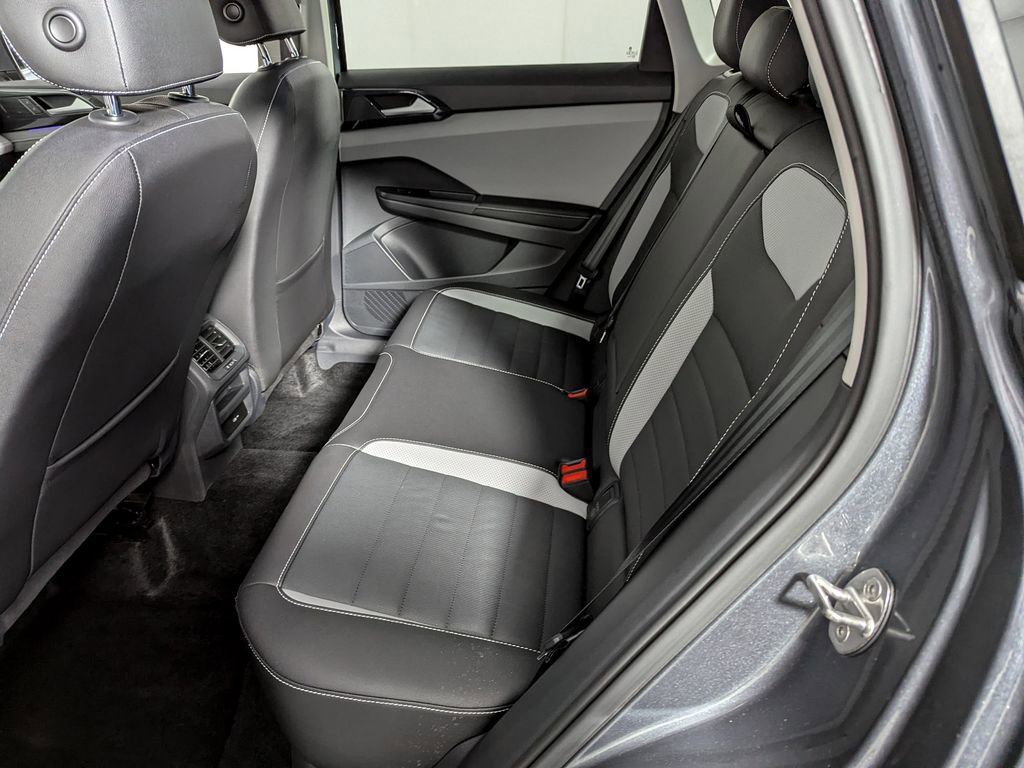 Used 2024 Volkswagen Taos SEL image 45
