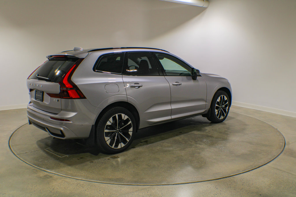 New 2026 Volvo EX90 Ultra AWD/4WD image 5