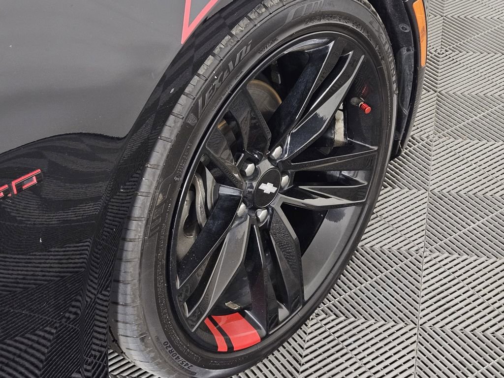 Used 2018 Chevrolet Camaro LT w/ Redline Edition image 6