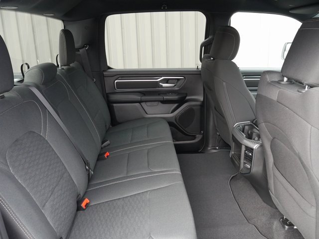 New 2026 RAM 1500 4x4 Crew Cab image 24