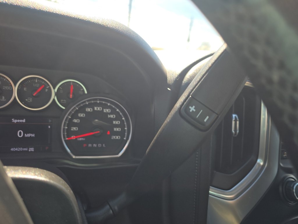 Used 2020 Chevrolet Silverado 1500 LT Trail Boss AWD/4WD image 32