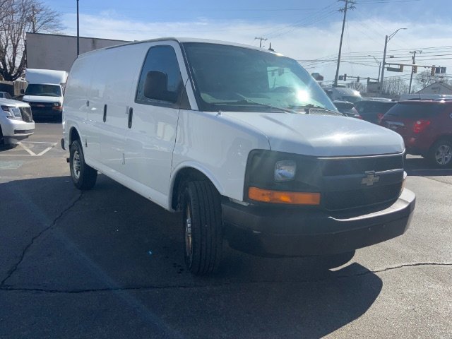 Used 2014 Chevrolet Express 2500 image 4