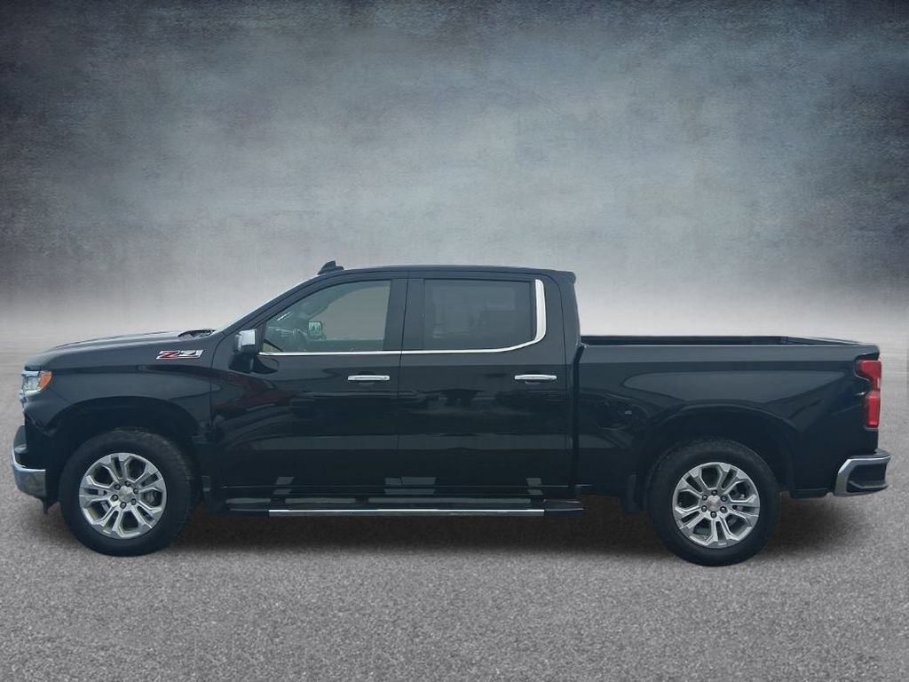Used 2022 Chevrolet Silverado 1500 LTZ AWD/4WD image 11