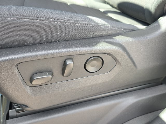 Used 2024 Chevrolet Silverado 1500 Custom w/ LPO, Dark Essentials Package RWD image 20