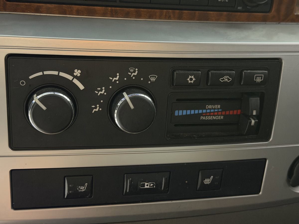 Used 2006 Dodge Ram 3500 Truck Laramie w/ Protection Group image 21