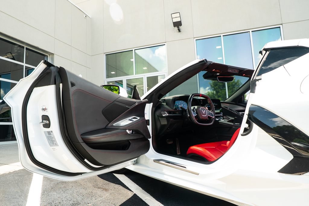 Used 2024 Chevrolet Corvette Stingray Coupe w/ Z51 Performance Package RWD image 19