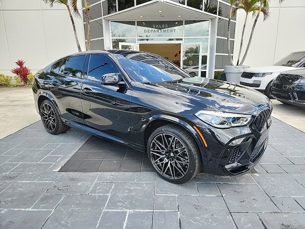 Used 2020 BMW X6 M Competition w/ Executive Package image 2