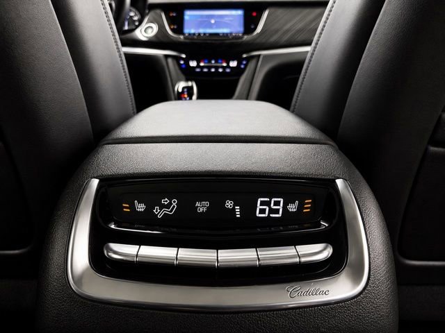 Used 2023 Cadillac XT6 Premium Luxury AWD/4WD image 23