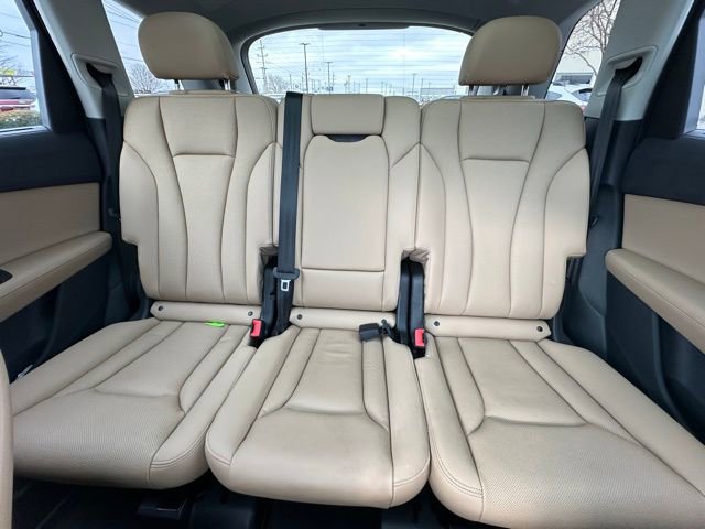 Used 2023 Audi Q7 3.0T Prestige image 31