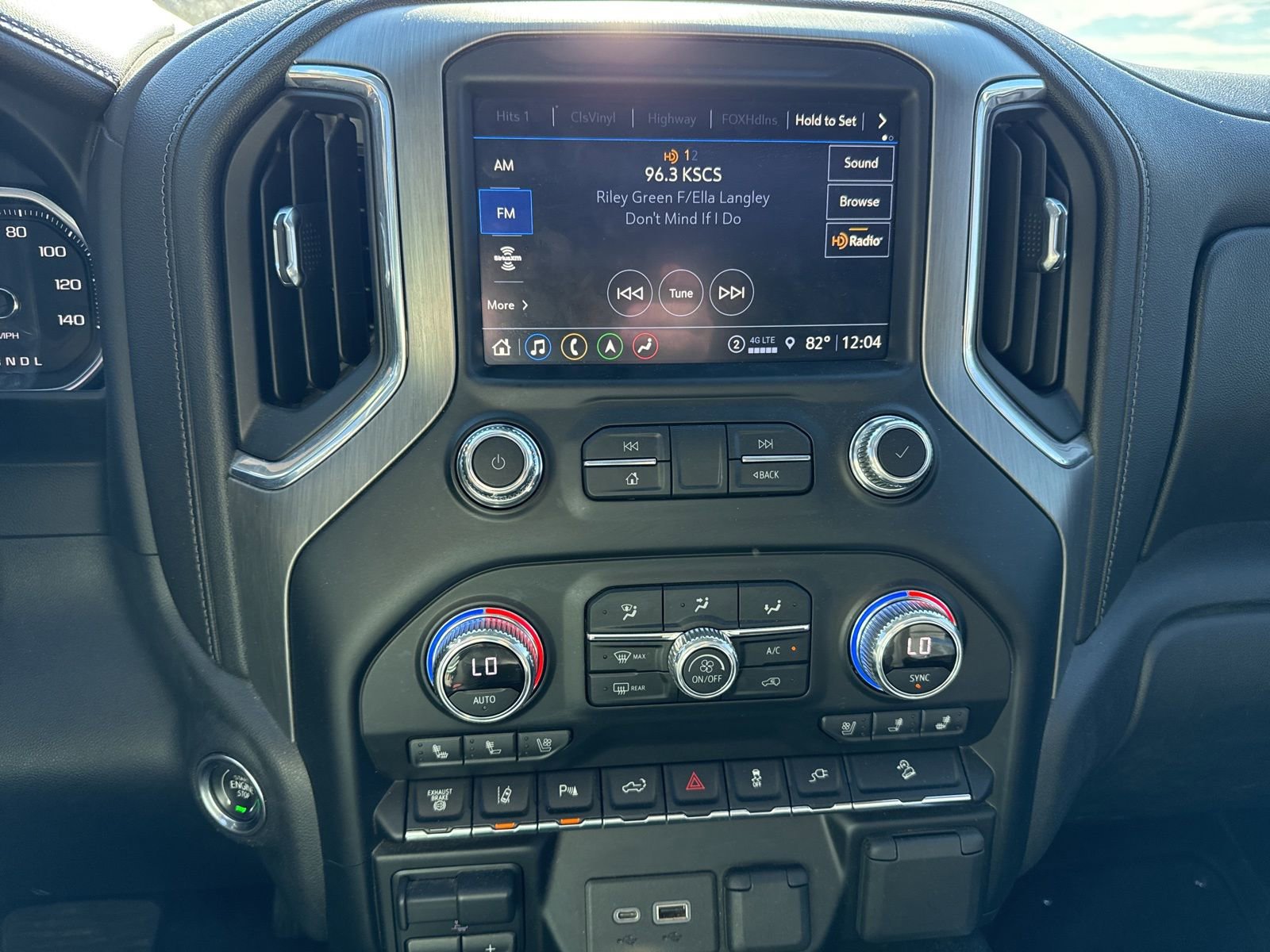 Used 2021 GMC Sierra 2500 Denali w/ Denali Ultimate Package image 18